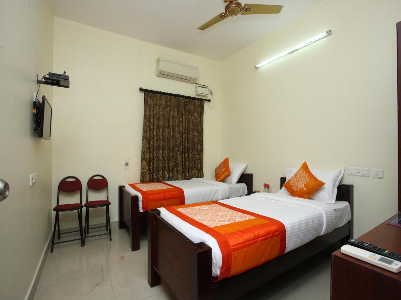Hotel Oyo 10465 Koyambedu Chennai Extérieur photo