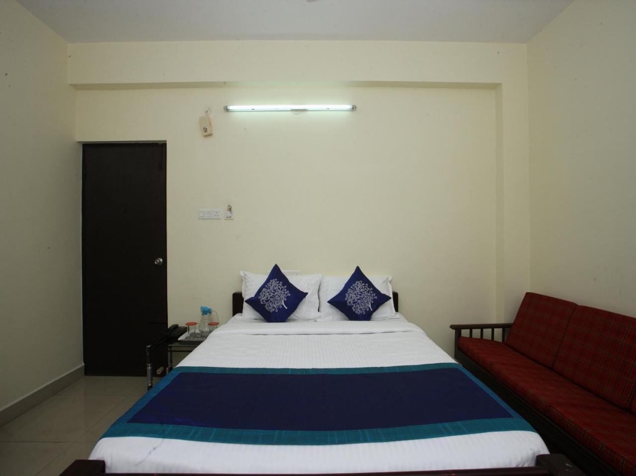 Hotel Oyo 10465 Koyambedu Chennai Extérieur photo